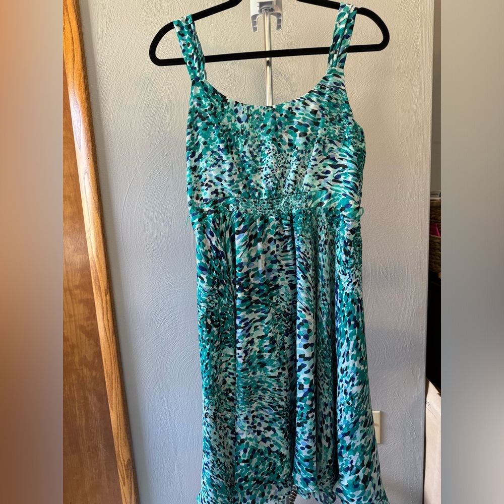 White House Black Market multi turquoise print dress, Size 10